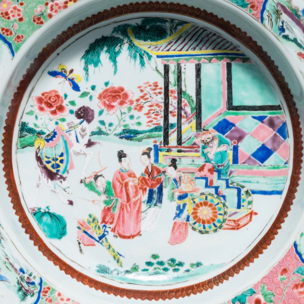 Famille rose Porcelain Yongzheng (1723-1735), China Famille rose Porcelain Yongzheng (1723-1735), China