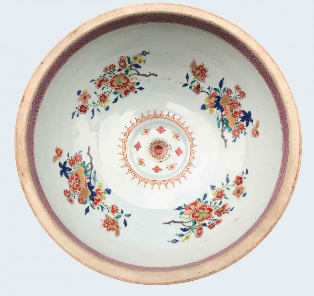 Porcelain Yongzheng (1723-1735), circa 1724, China Porcelain Yongzheng (1723-1735), circa 1724, China