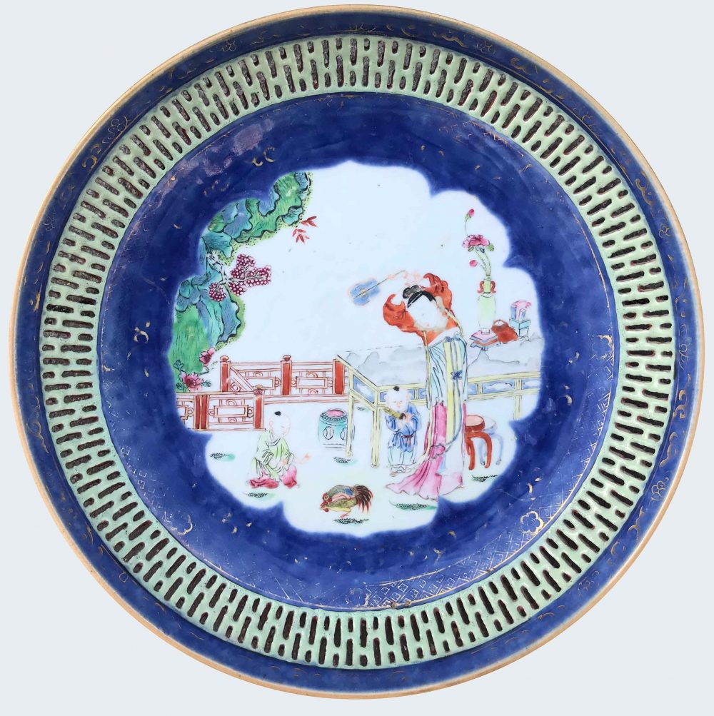 Famille rose Porcelain Qianlong (1736-1795) , China Famille rose Porcelain Qianlong (1736-1795) , China