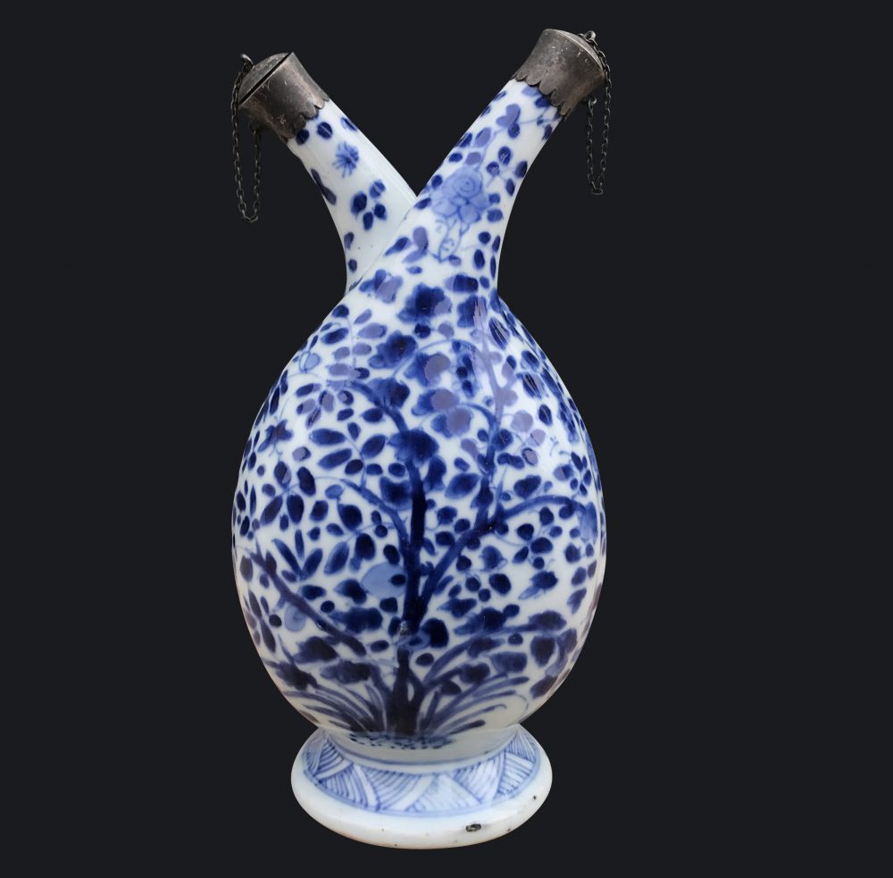 Porcelain Kangxi (1662-1772), ca. 1700, China Porcelain Kangxi (1662-1772), ca. 1700, China
