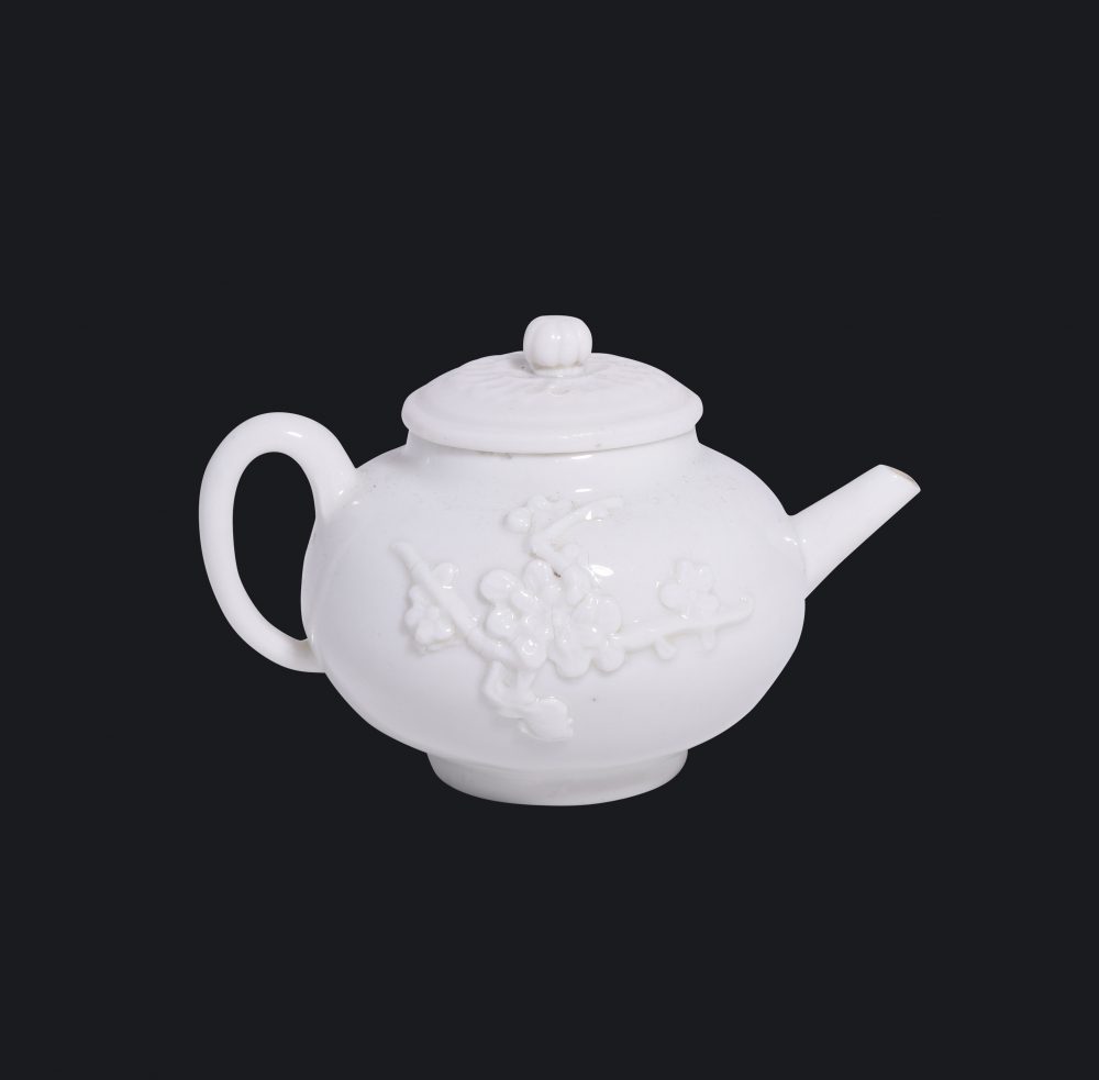 Porcelain Kangxi (1662-1722), China Porcelain Kangxi (1662-1722), China