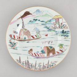 Famille rose porcelain Yongzheng (1723-1735), China Famille rose porcelain Yongzheng (1723-1735), China