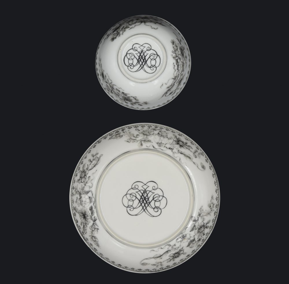 Porcelain Qianlong (1735-1795), ca. 1740, China