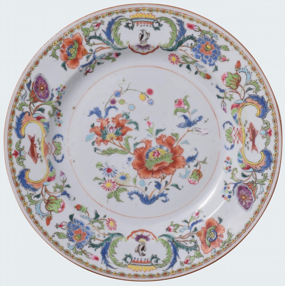 Famille rose Porcelain Yongzheng period (1723-1735) or Qianlong period (1735-1795), China