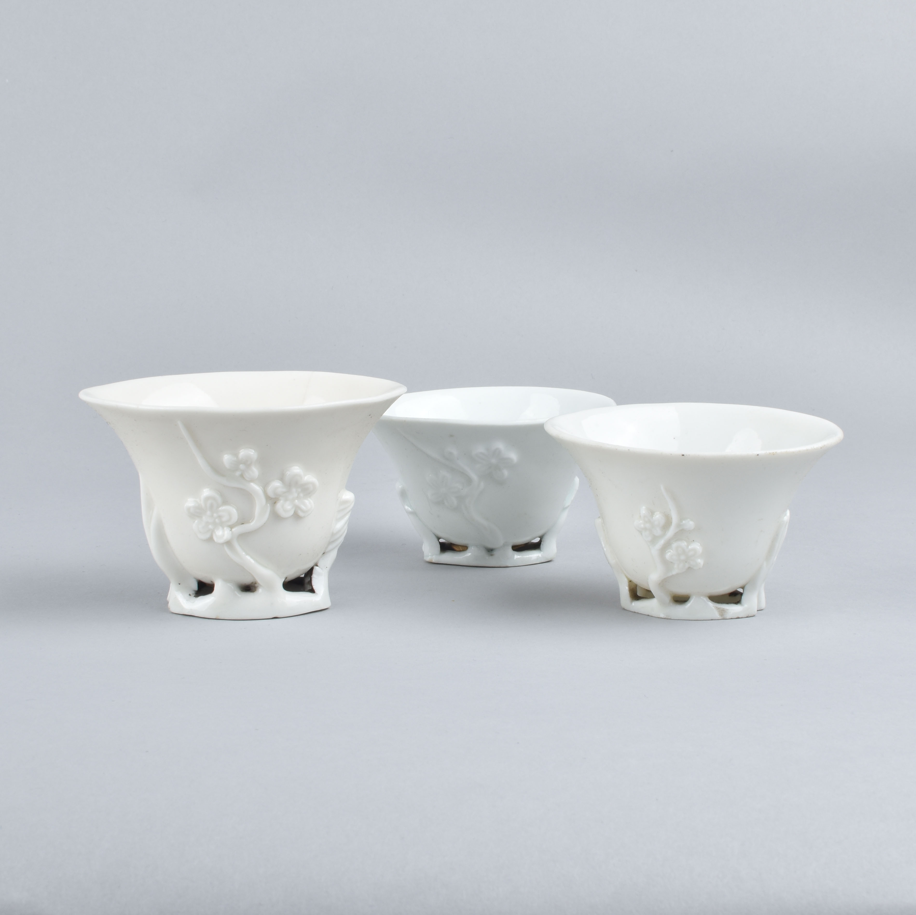 Porcelain Kangxi (1662-1722), China Porcelain Kangxi (1662-1722), China