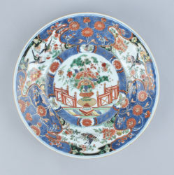 Famille verte Porcelain Kangxi (1662-1722), circa 1715/1725, China Famille verte Porcelain Kangxi (1662-1722), circa 1715/1725, China