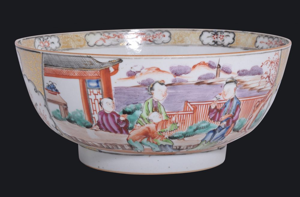 Famille rose Porcelain Qianlong (1735-1795), China