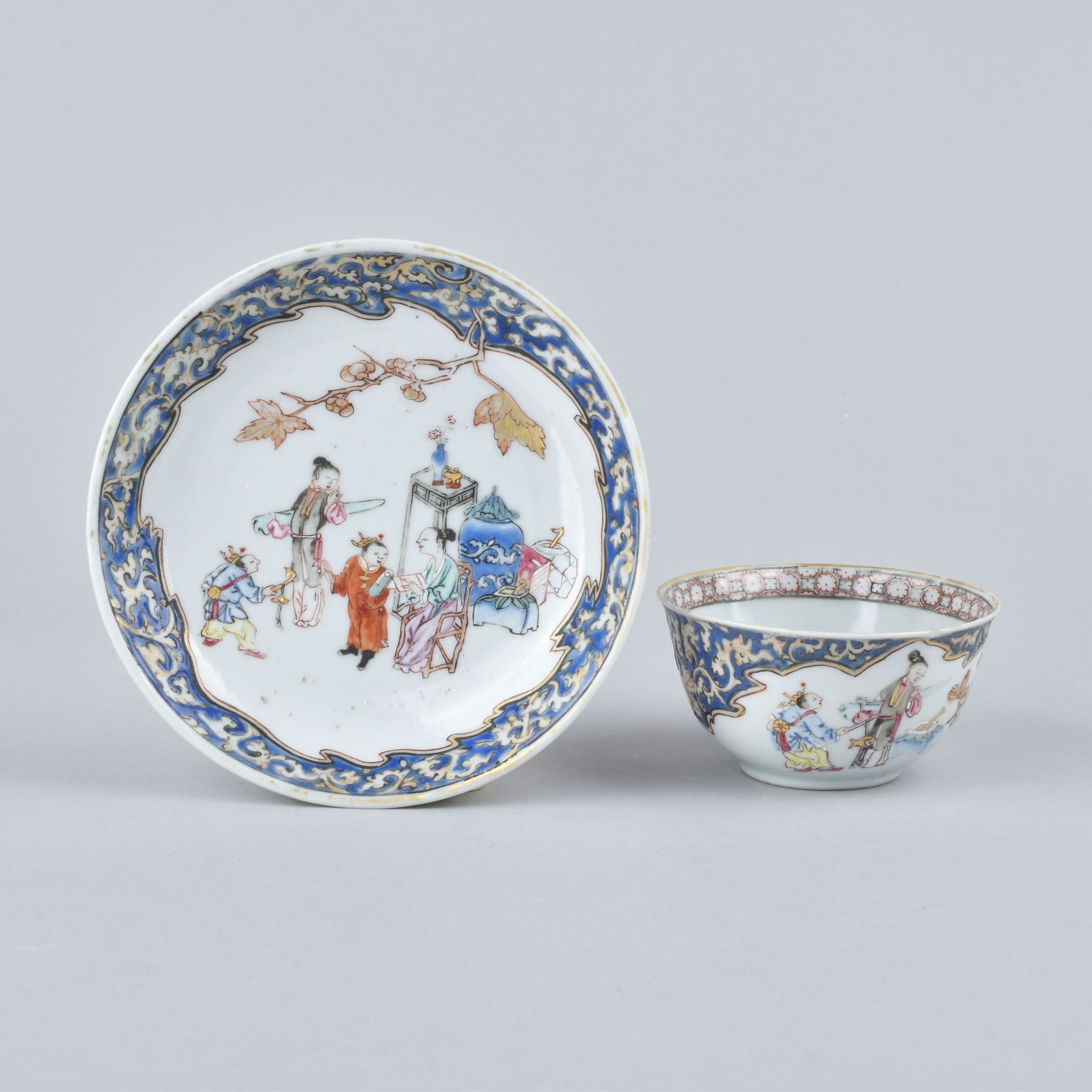 Famille rose Porcelain Yongzheng (1723-1735), China Famille rose Porcelain Yongzheng (1723-1735), China