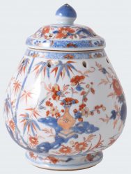 Porcelain Yongzheng period (1723-1735) or Qianlong period (1735-1795), ca. 1725/1750, China