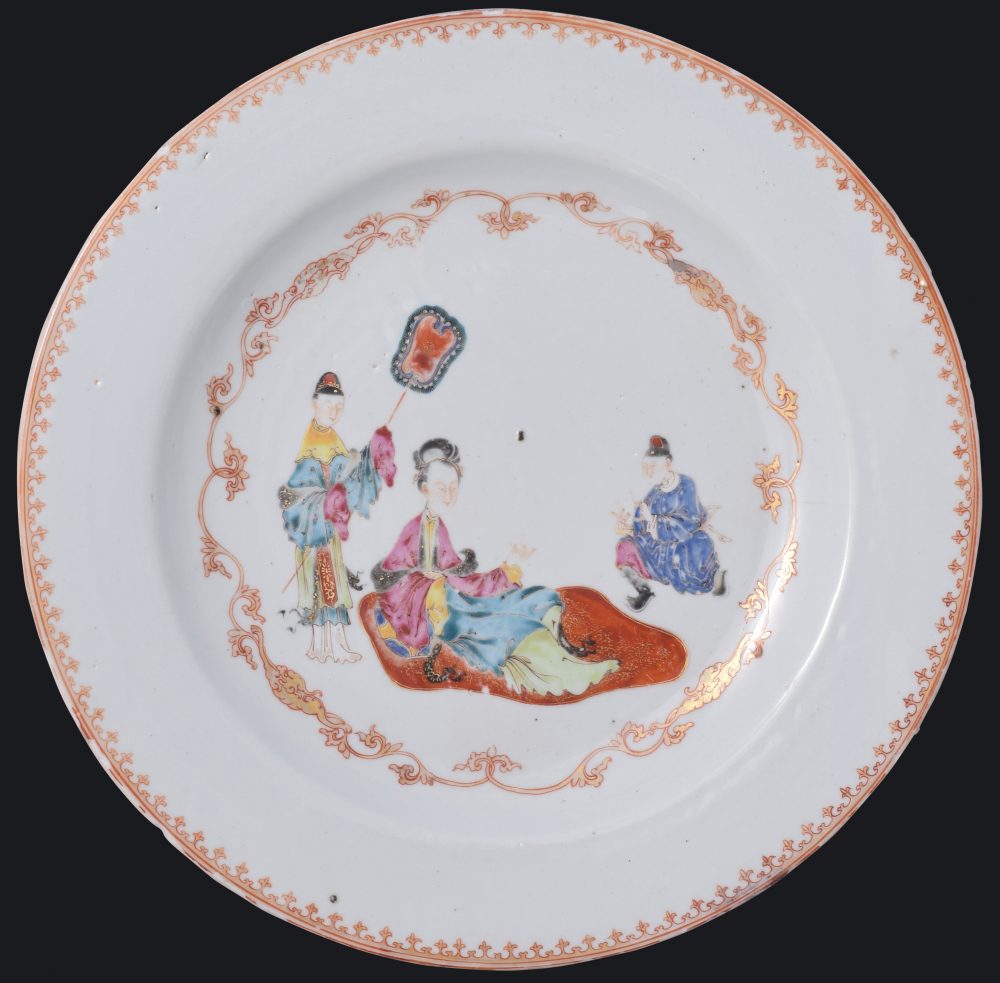 Famille rose Porcelain Qianlong (1735-1795), circa 1770, China Famille rose Porcelain Qianlong (1735-1795), circa 1770, China
