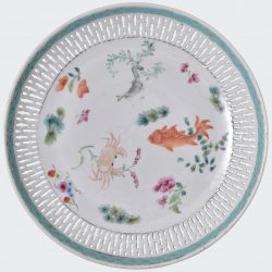 Famille rose Porcelain Qianlong (1735-1795), China