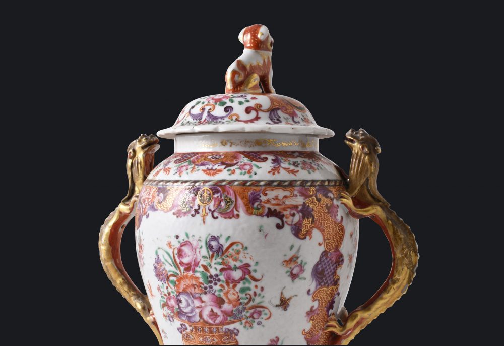 Porcelain Qianlong (1735-1795), China Porcelain Qianlong (1735-1795), China