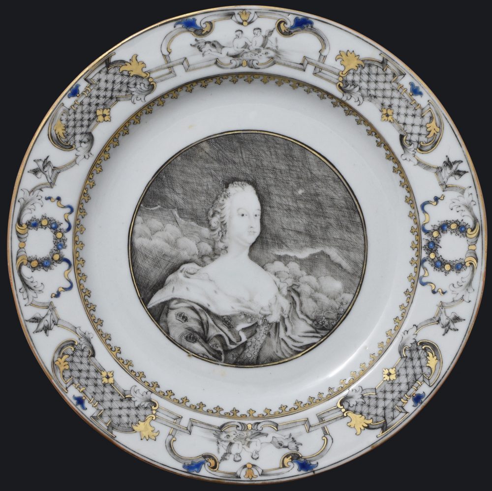 Porcelain Qianlong (1735-1795), circa 1750, China Porcelain Qianlong (1735-1795), circa 1750, China