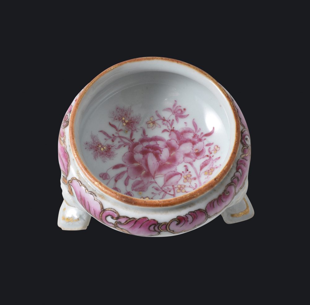 Famille rose Porcelaine Qianlong (1735-1795), China Famille rose Porcelaine Qianlong (1735-1795), China