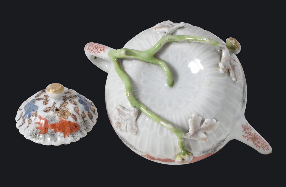 Famille rose Porcelain Yongzheng (1723-1735), ca. 1735, China Famille rose Porcelain Yongzheng (1723-1735), ca. 1735, China