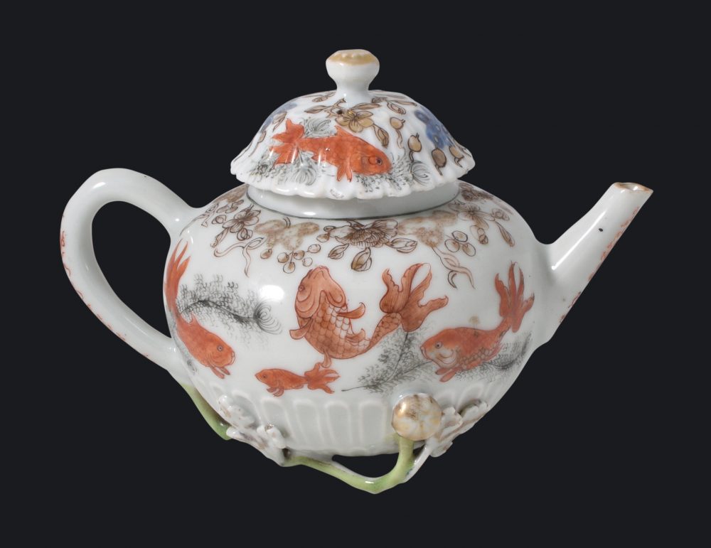 Famille rose Porcelain Yongzheng (1723-1735), ca. 1735, China Famille rose Porcelain Yongzheng (1723-1735), ca. 1735, China