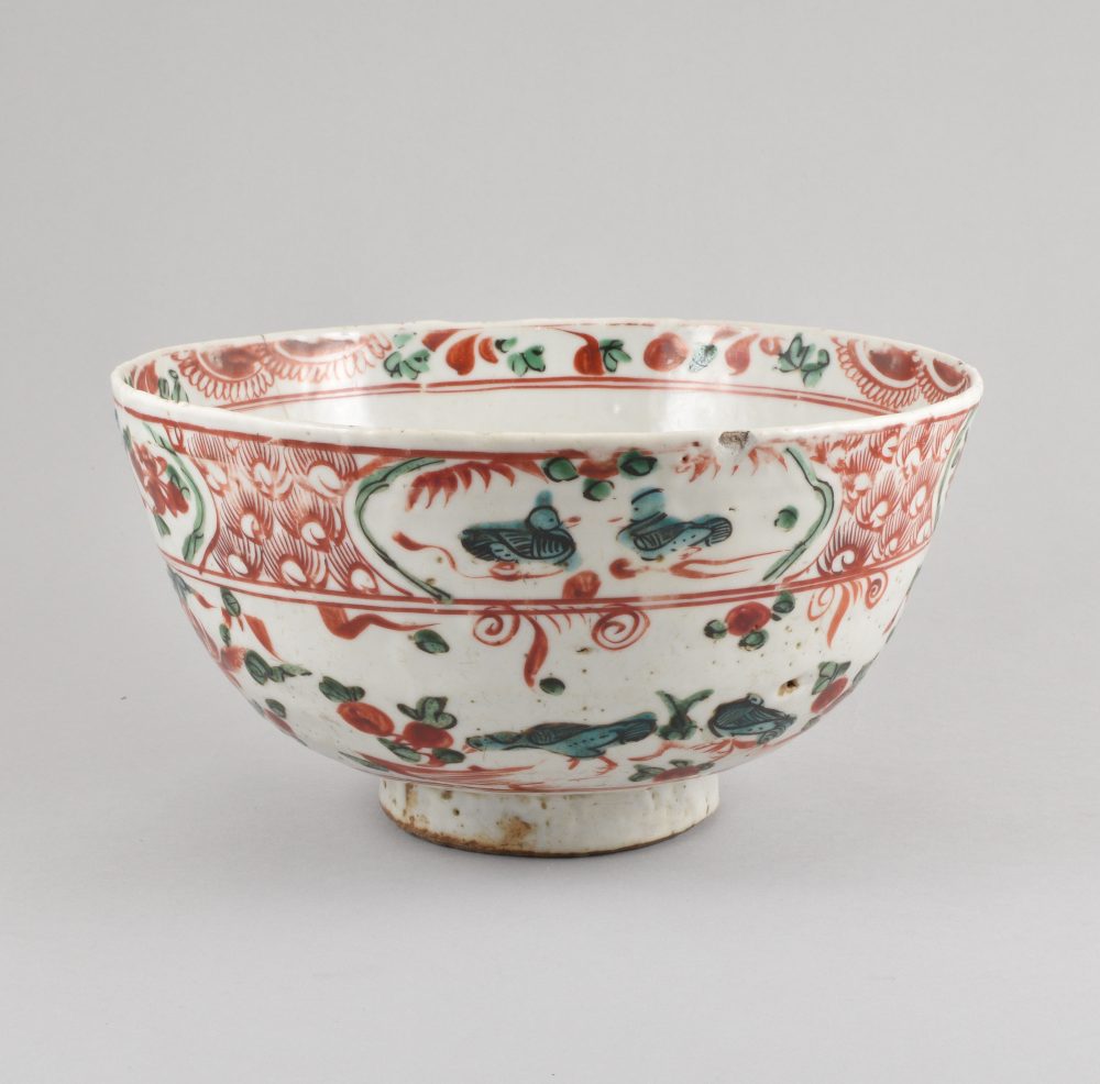 Porcelain Ming dynasty 16th/17th century, China Porcelain Ming dynasty 16th/17th century, China