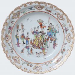 Famille rose Porcelain Qianlong (1735-1795), circa 1760, China Famille rose Porcelain Qianlong (1735-1795), circa 1760, China