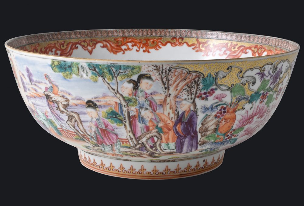 Porcelain Qianlong (1735-1795), China Porcelain Qianlong (1735-1795), China