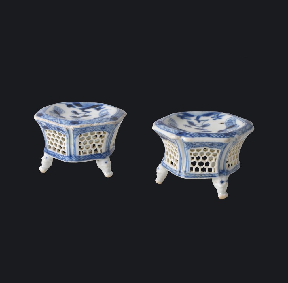 Porcelain Kangxi (1662-1722), ca. 1700, China Porcelain Kangxi (1662-1722), ca. 1700, China