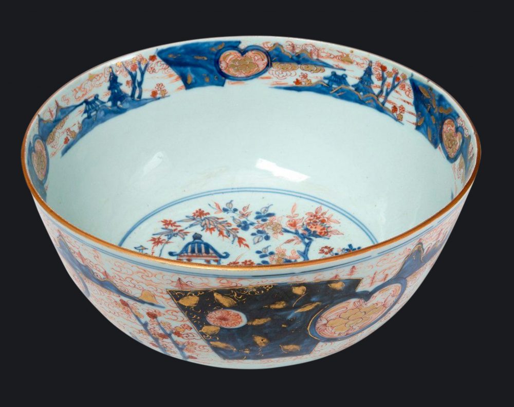 Porcelain Kangxi (1662-1722), China Porcelain Kangxi (1662-1722), China
