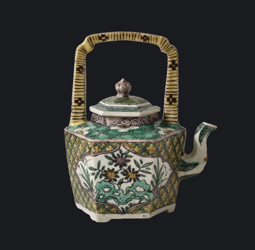 Famille verte Porcelain Kangxi (1662-1722), China Famille verte Porcelain Kangxi (1662-1722), China