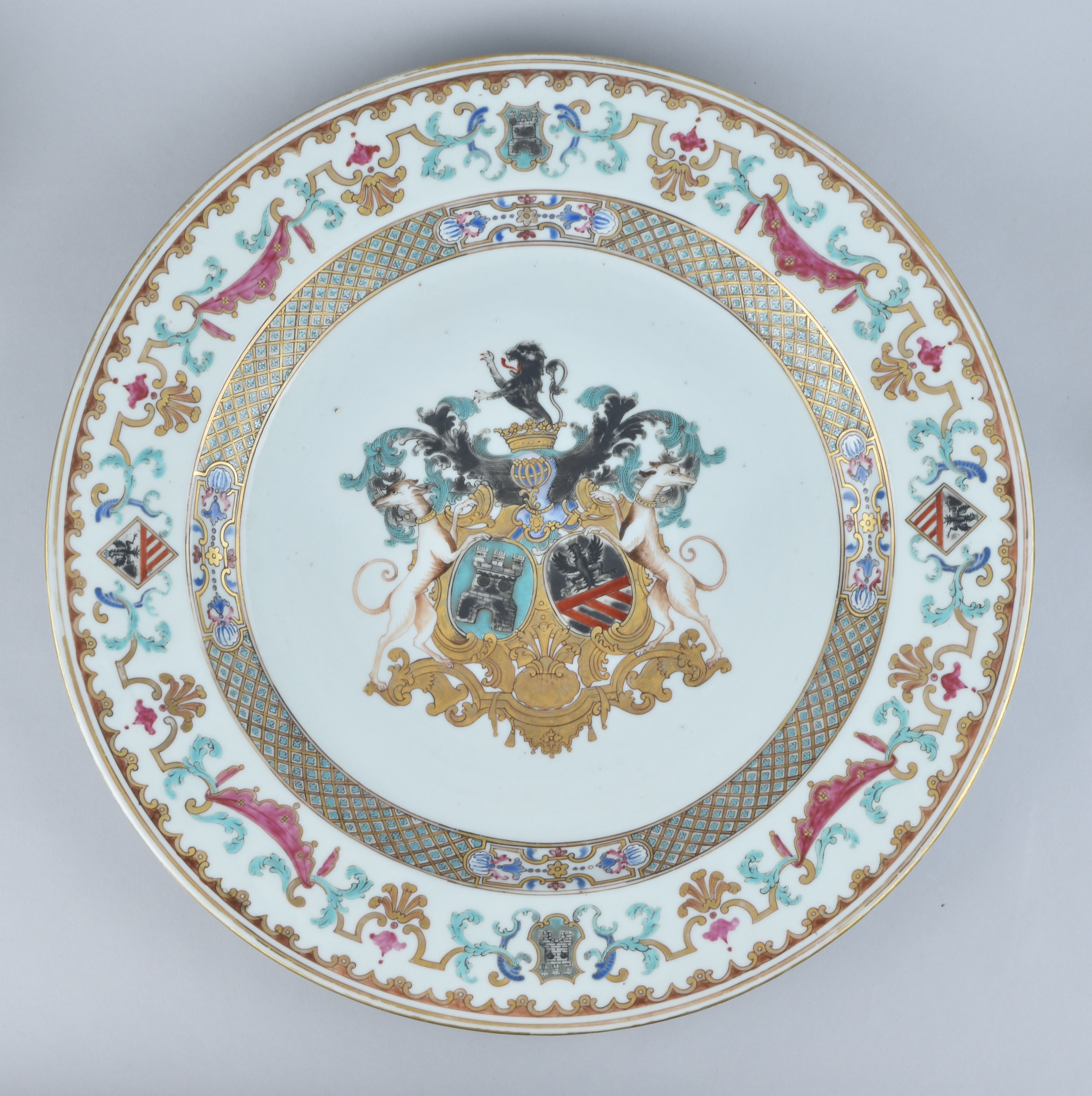 Famille rose Porcelain Yongzheng (1723-1735), ca. 1735, China
