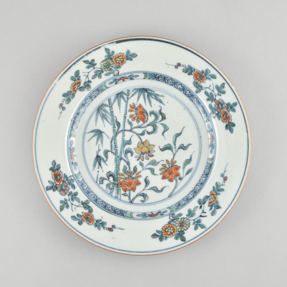 Porcelain Kangxi (1662-1722) or Yongzheng (1723-1735), China Porcelain Kangxi (1662-1722) or Yongzheng (1723-1735), China
