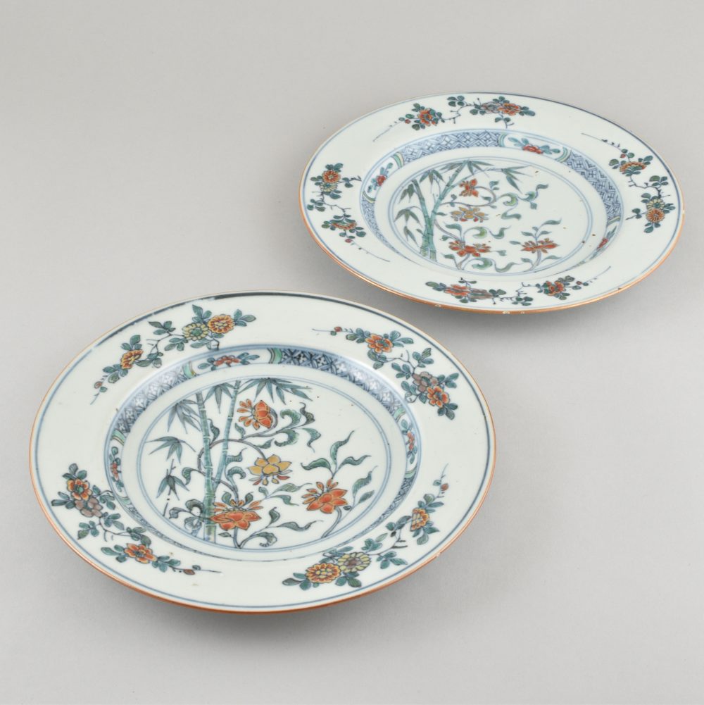 Porcelain Kangxi (1662-1722) or Yongzheng (1723-1735), China Porcelain Kangxi (1662-1722) or Yongzheng (1723-1735), China