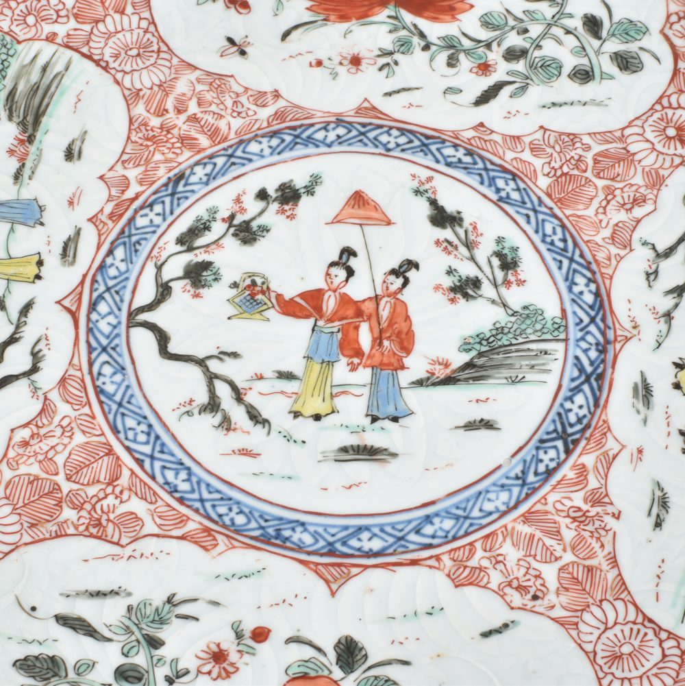 Porcelain Qianlong (1735-1795), circa 1740/1750, China Porcelain Qianlong (1735-1795), circa 1740/1750, China