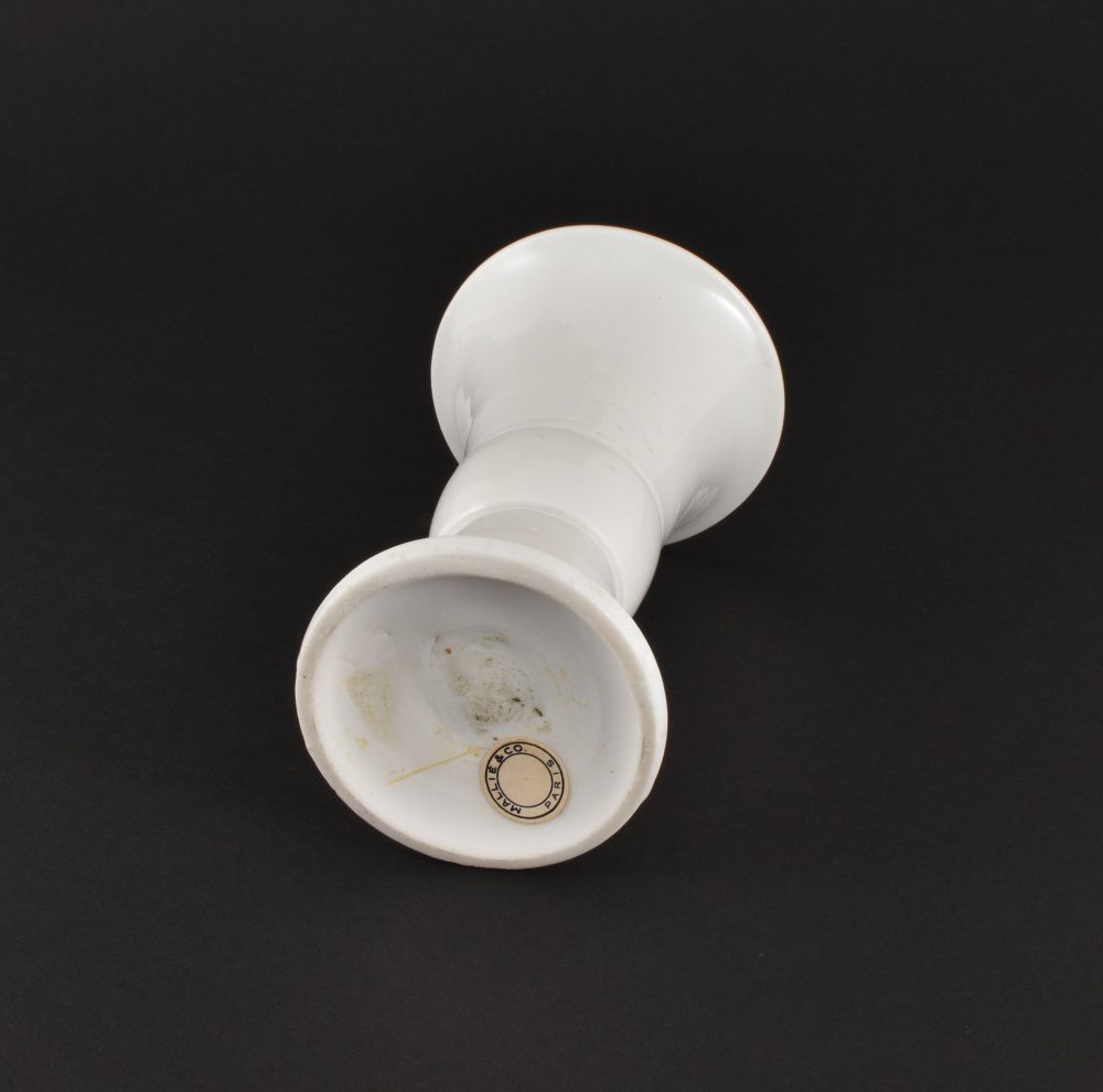 Porcelain Kangxi (1662-1722), ca. 1660, China (Dehua) Porcelain Kangxi (1662-1722), ca. 1660, China (Dehua)
