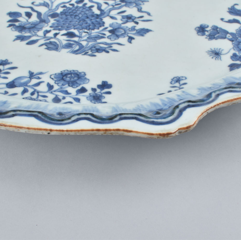 Porcelain Qianlong (1735-1795), circa 1770, China, possibly for the German market Porcelain Qianlong (1735-1795), circa 1770, China, possibly for the German market