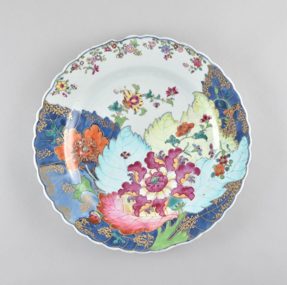 Famille rose Porcelain Qianlong (1735-1795), circa 1770, China