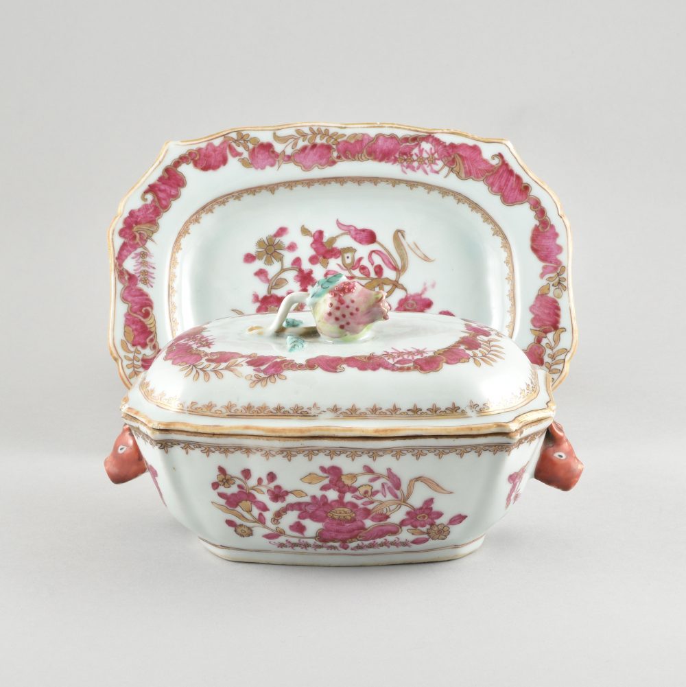 Famille rose Porcelain Qianlong (1735-1795), circa 1760, China Famille rose Porcelain Qianlong (1735-1795), circa 1760, China