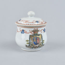 Porcelain Qianlong (1735-1795), circa 1745, china Porcelain Qianlong (1735-1795), circa 1745, china