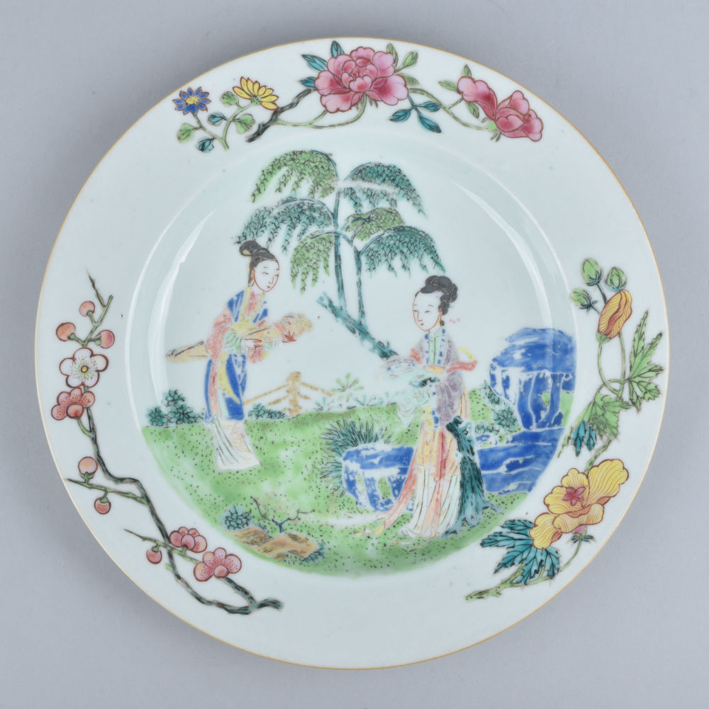 Famille rose Porcelain Yongzheng (1723-1735), China Famille rose Porcelain Yongzheng (1723-1735), China