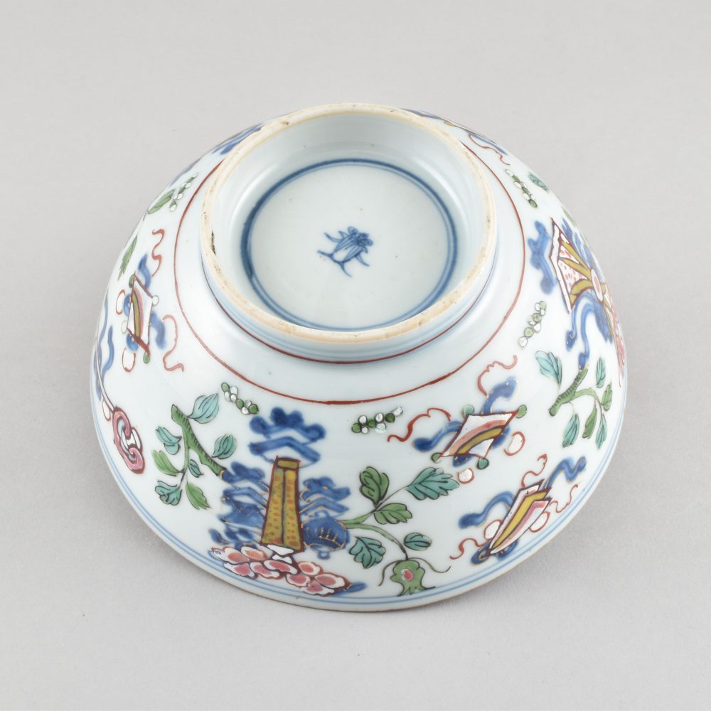 Porcelain The porcelain Kangxi period (1662-1722) ; the decoration made in London ca. 1740/1750, China