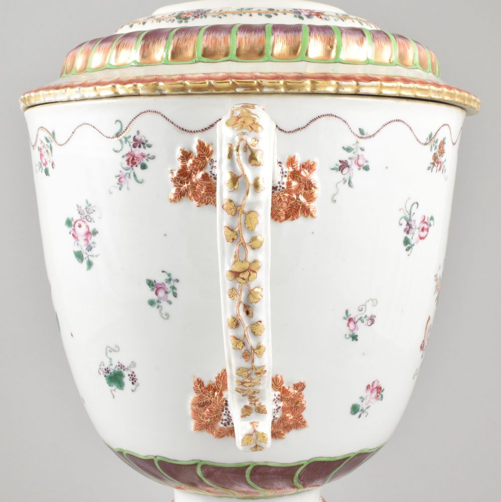 Porcelain Qianlong (1735-1795), circa 1780/90, China