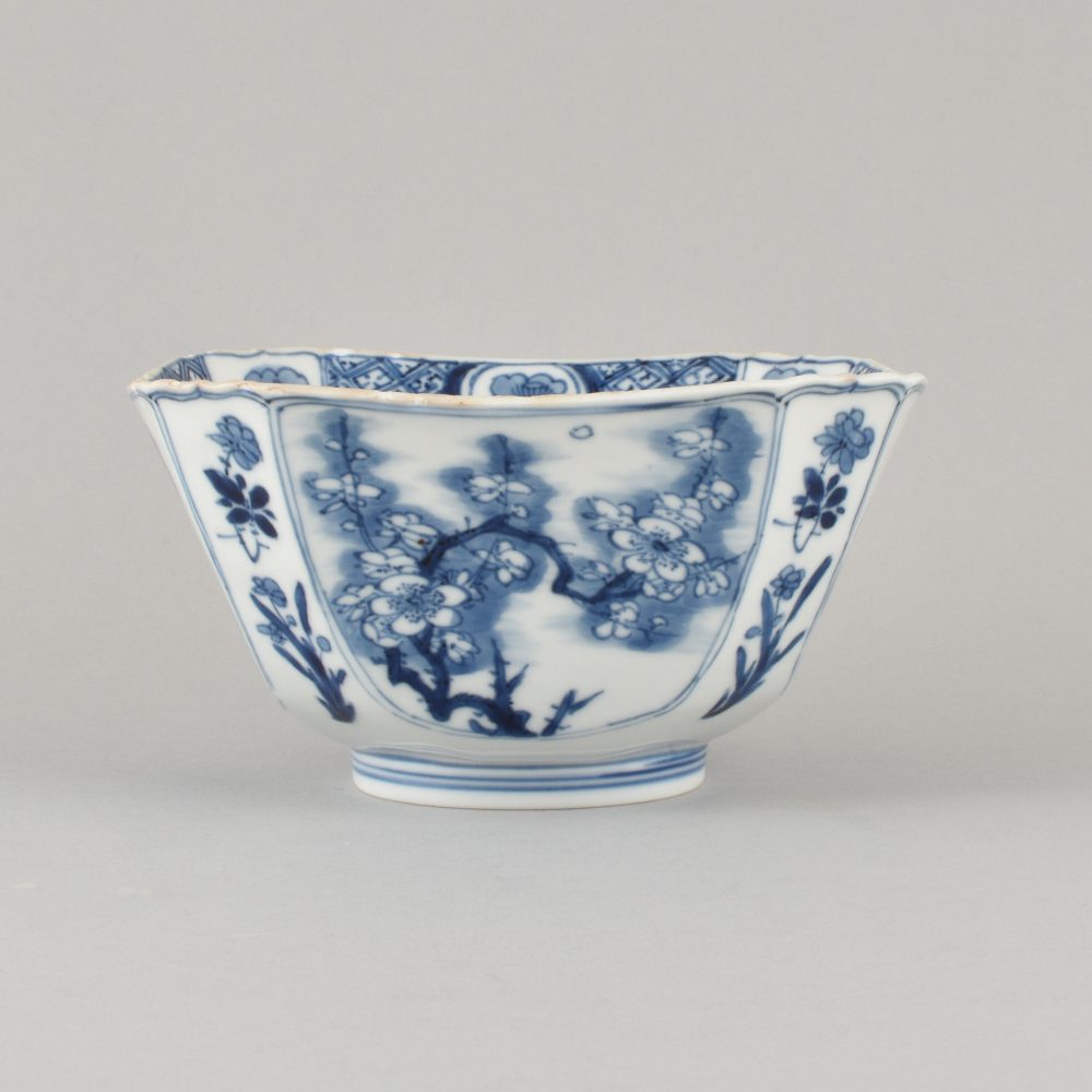 Porcelain Kangxi (1662-1722), China Porcelain Kangxi (1662-1722), China