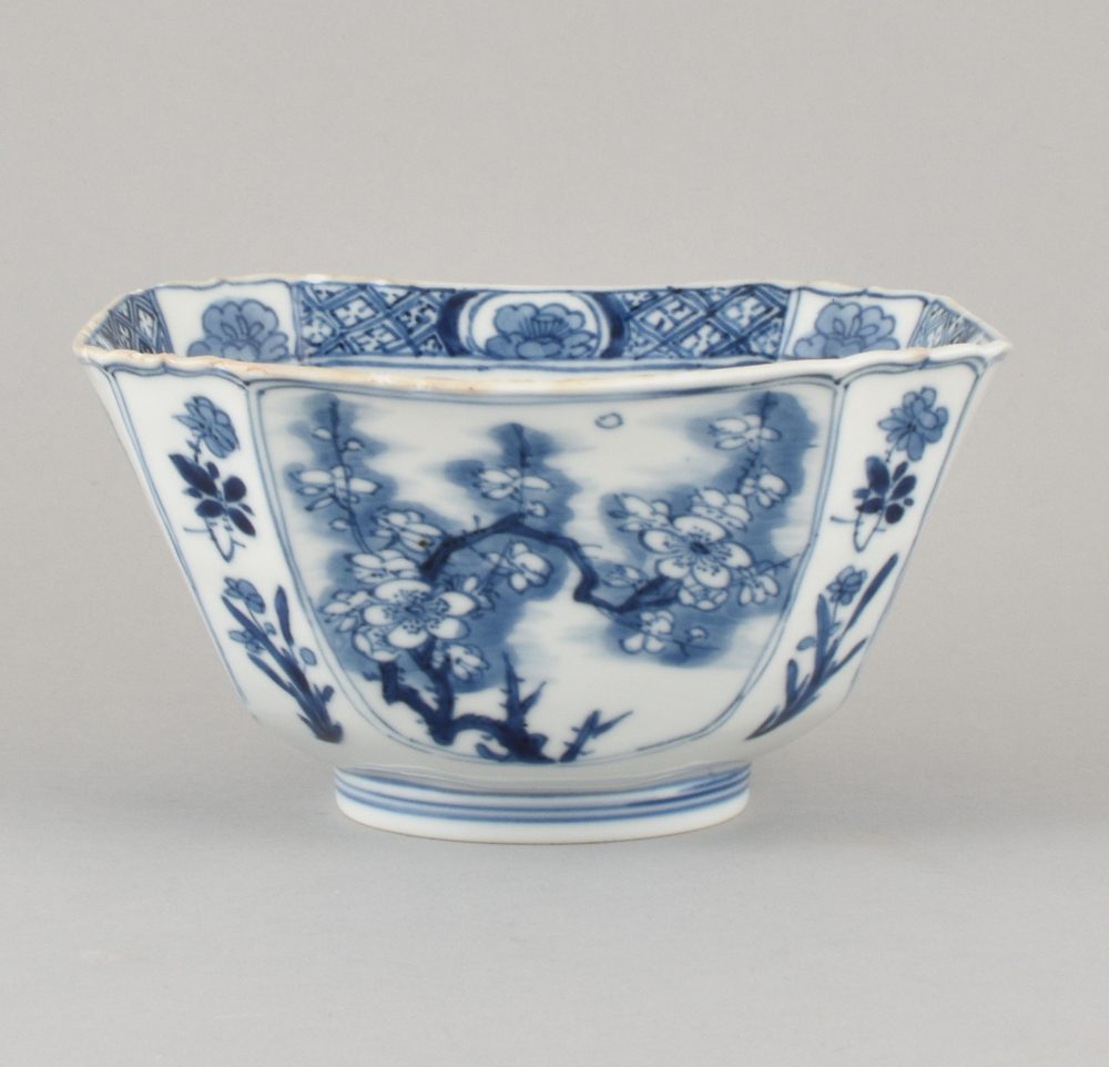 Porcelain Kangxi (1662-1722), China Porcelain Kangxi (1662-1722), China