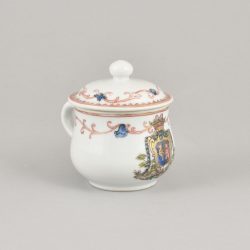 Porcelain Qianlong (1735-1795), circa 1745, china Porcelain Qianlong (1735-1795), circa 1745, china