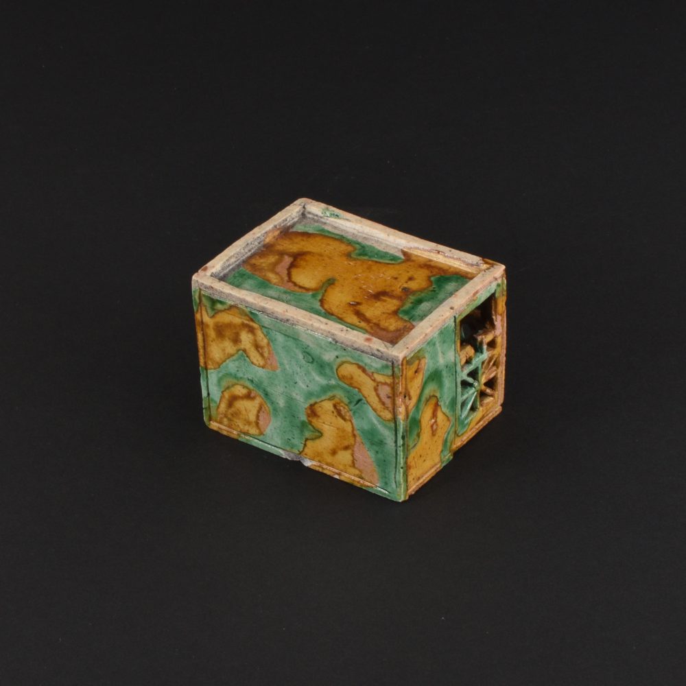 Porcelain (biscuit) Kangxi (1662-1722), China Porcelain (biscuit) Kangxi (1662-1722), China
