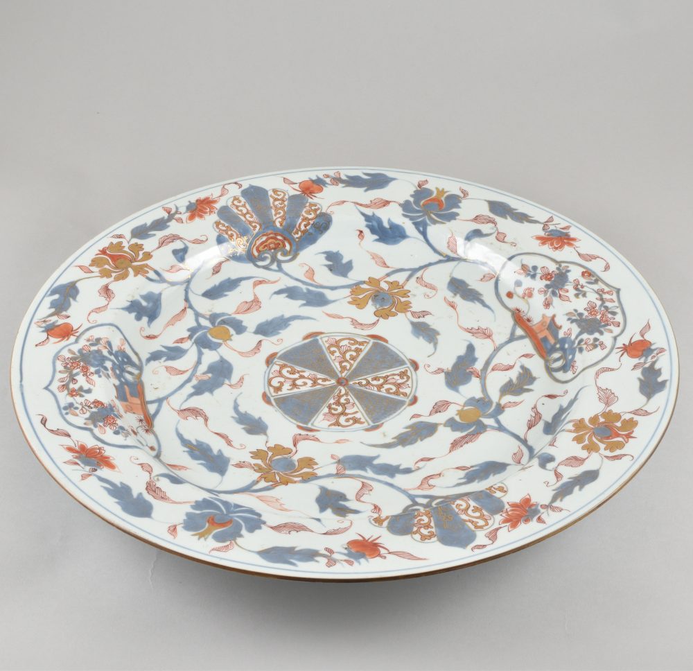 Porcelain Kangxi (1662-1722), China Porcelain Kangxi (1662-1722), China