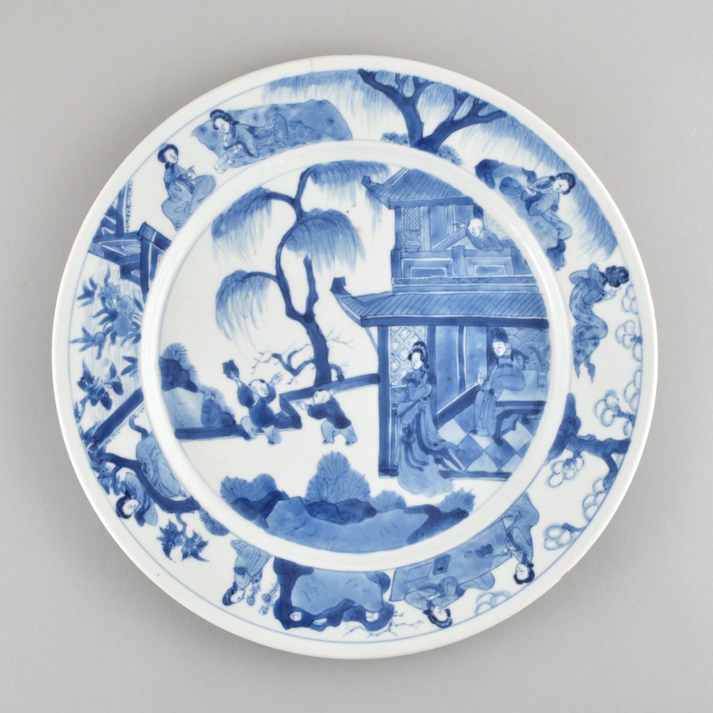 Porcelain Kangxi (1662-1722), late 17th century , China Porcelain Kangxi (1662-1722), late 17th century , China
