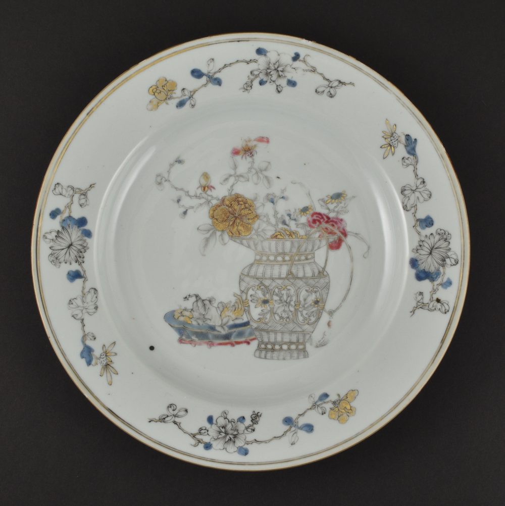 Porcelain Yongzheng period (1723-1735), China