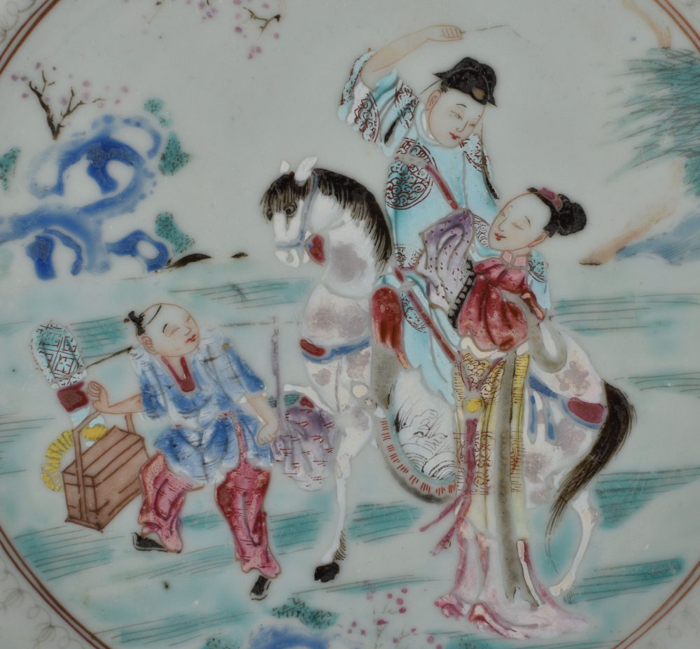 Famille rose Porcelain Yongzheng (1723-1735), China Famille rose Porcelain Yongzheng (1723-1735), China
