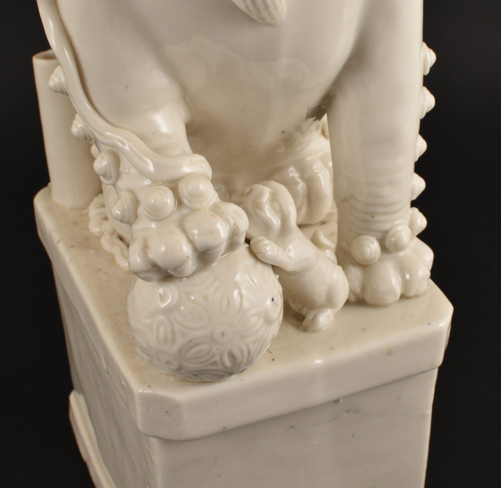 Porcelain Kangxi (1662-1722), China Porcelain Kangxi (1662-1722), China