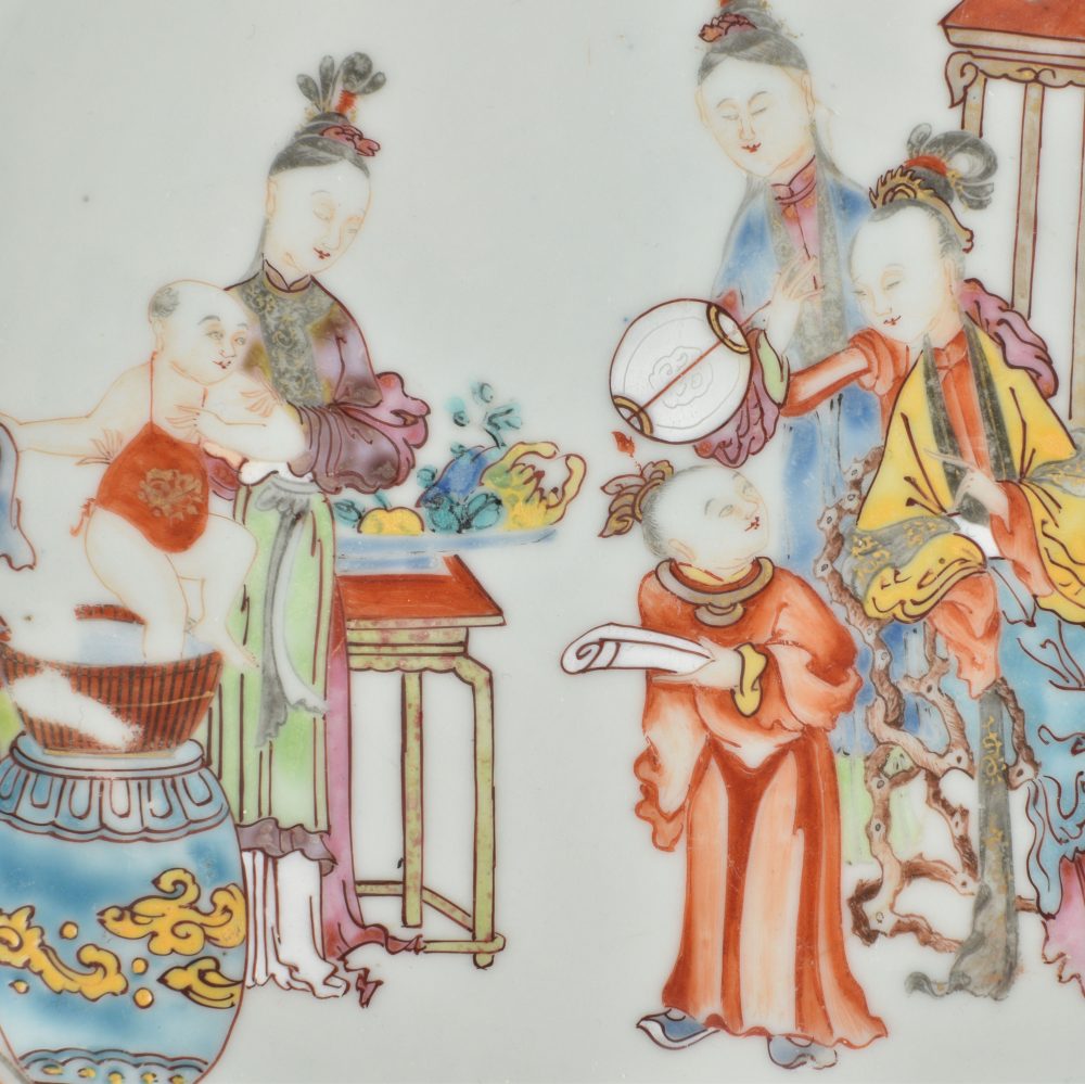 Famille rose Porcelain Qianlong period (1736-1795), circa 1750/1760, China Famille rose Porcelain Qianlong period (1736-1795), circa 1750/1760, China