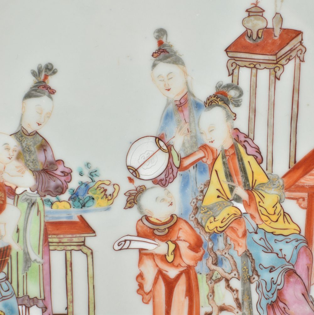 Famille rose Porcelain Qianlong period (1736-1795), circa 1750/1760, China Famille rose Porcelain Qianlong period (1736-1795), circa 1750/1760, China