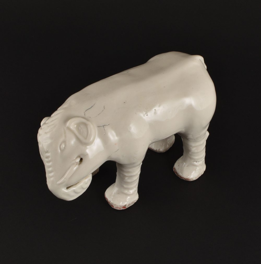 Porcelaine Kangxi (1662-1722), ca. 1675-1725, China Porcelaine Kangxi (1662-1722), ca. 1675-1725, China
